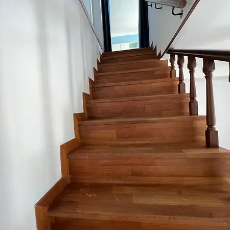 Garden Seaview 펜션 카모글리