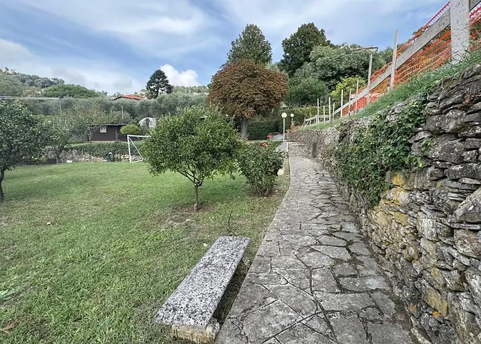 Garden Seaview Holiday home *